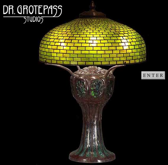 Tiffany Studios lamp